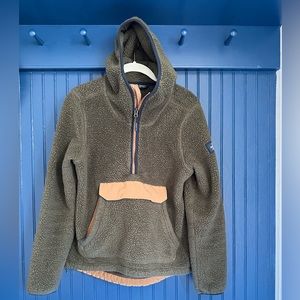 The North Face Sherpa Pullover size small